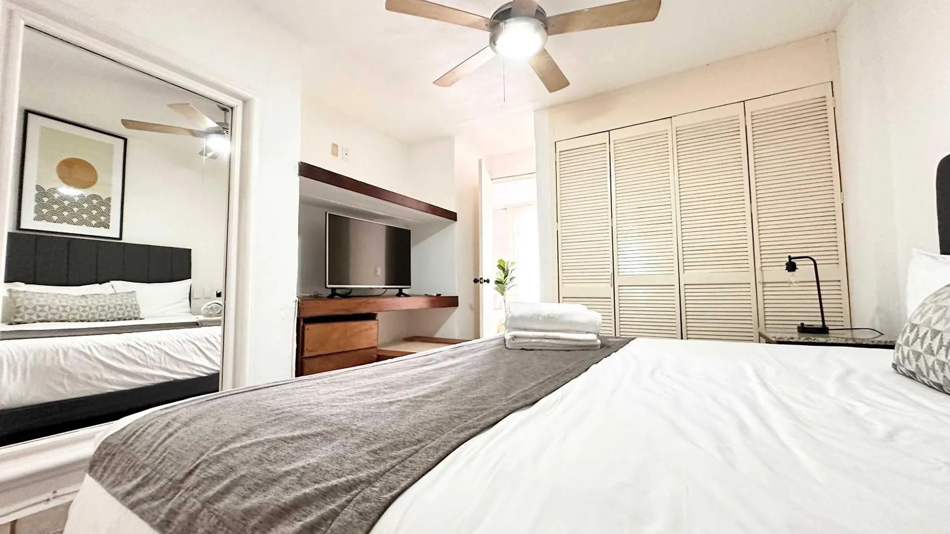 Stylish 1Br Suite - 1 Block Away From The Beach Puerto Vallarta Mexico