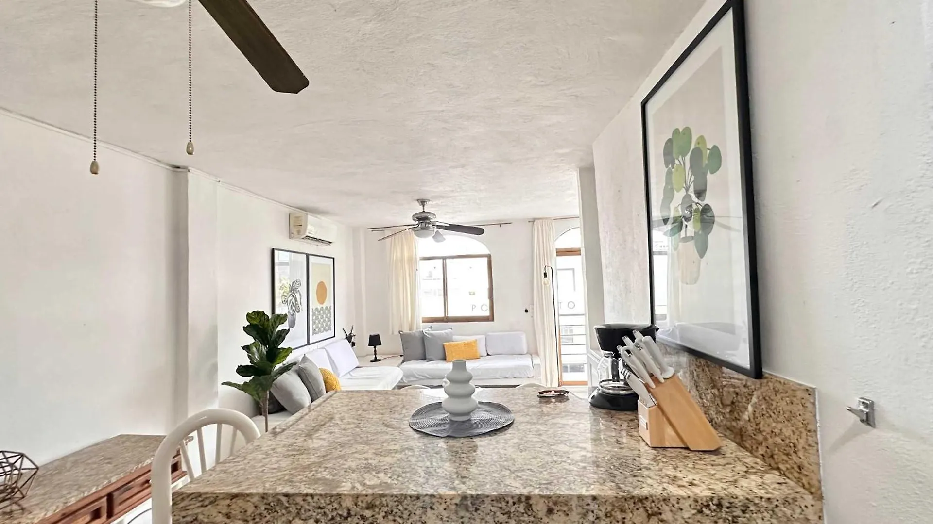Stylish 1Br Suite - 1 Block Away From The Beach Puerto Vallarta 0*,  Mexico